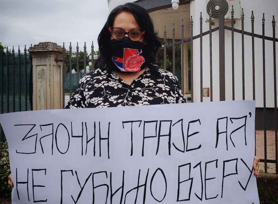Не миримо се са окупацијом, отимачином и злочином! Крајина живи!