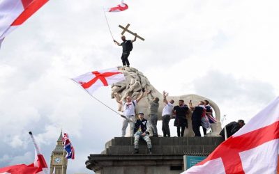 Жива је „десна“ Британија!