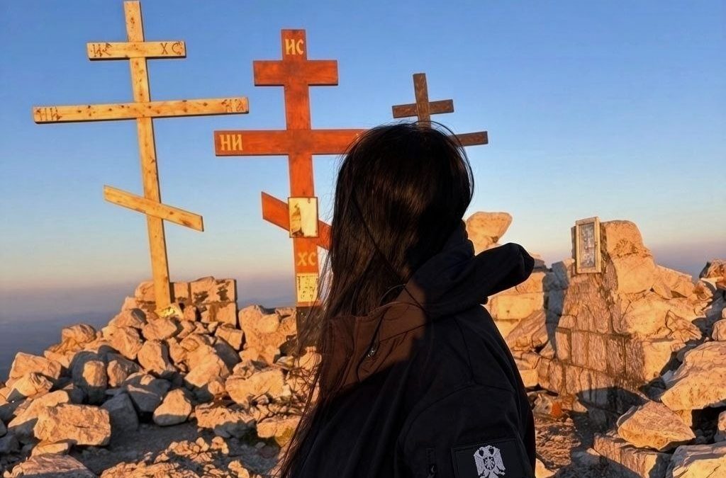 Часни Крст као симбол наше борбе